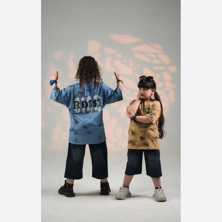 ست تیشرت پنبه لاکرا و شلوارک لی پسرانه طرح RDSN