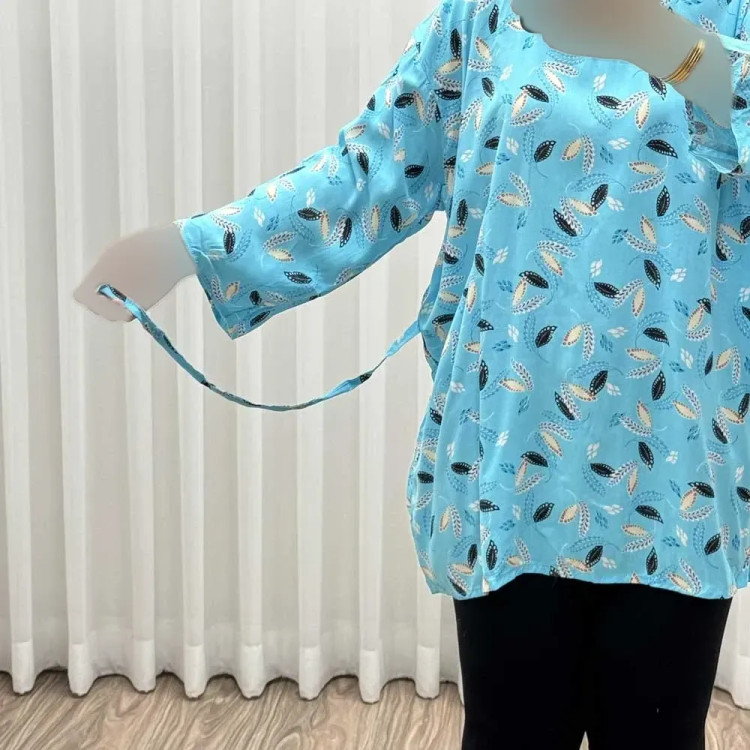 بلوز زنانه نخی فری سایز مناسب تا سایز 54 مدل راحت و چهارفصل