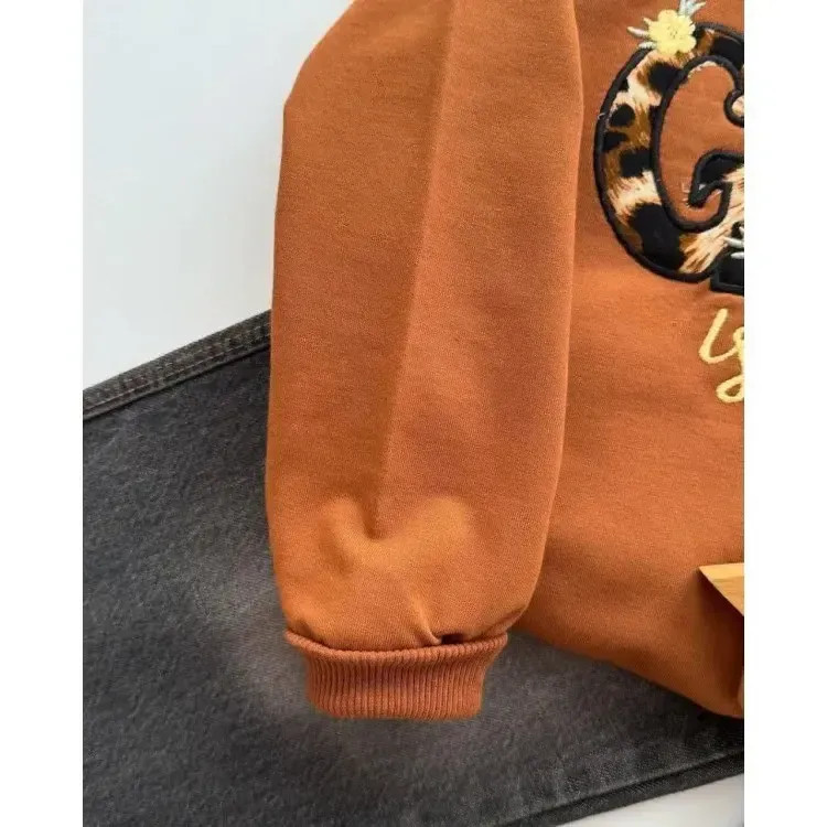 ست بلوز دورس و شلوار جین دخترانه طرح پاپیون پلنگی سایز 45